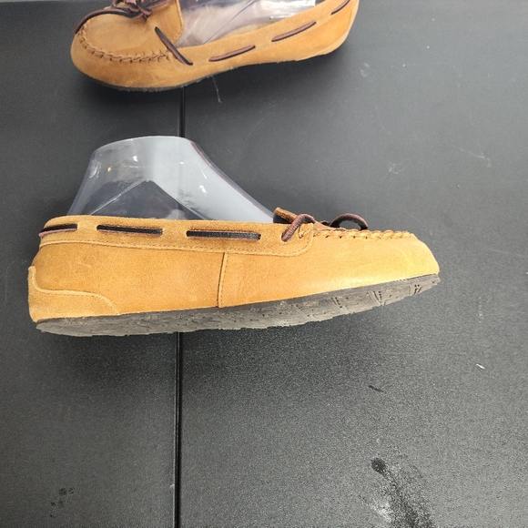 Woolrich Women's Elk and Leather fur lined moccasin size 7 - Picture 5 of 10